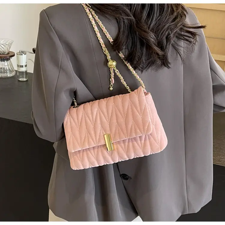 Women Pleated Chain Shoulder Bag Cream Summer 2024 — feature 31