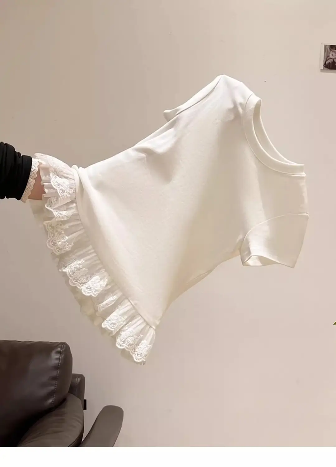 Lace Splicing White Round Neck Short-Sleeved T-Shirt for Women 2025 Summer New Slimming Look Niche Top Trendy — feature 13
