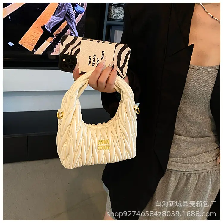 Silver Pleated Shoulder Bag for Women Casual Luxury Handbag — feature 30