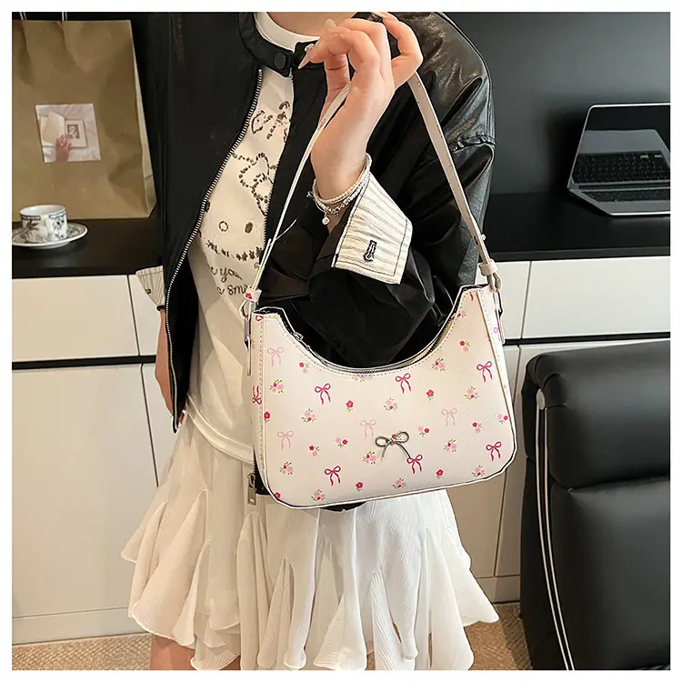 Pink Sweet Print One Shoulder Handbag for Women — feature 14