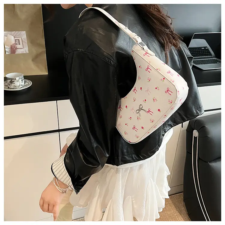 Pink Sweet Print One Shoulder Handbag for Women — feature 17