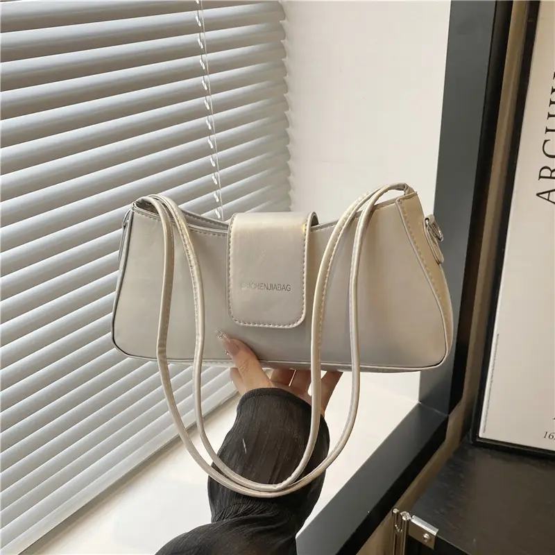 Crescent Bag for Women Summer 2025 - Image 3