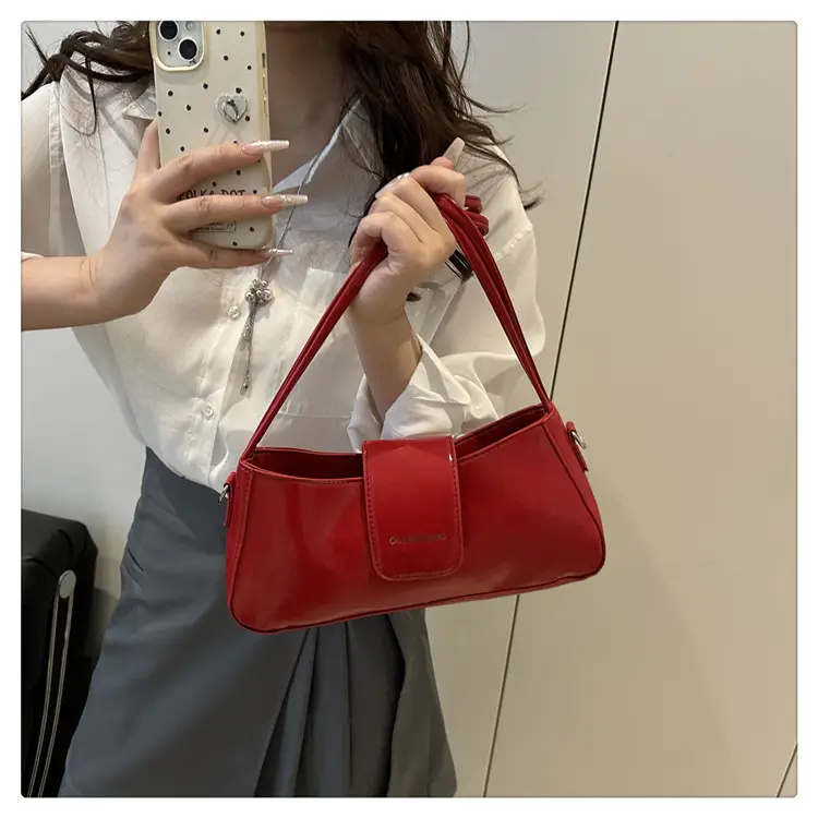 Crescent Bag for Women Summer 2025 — feature 18