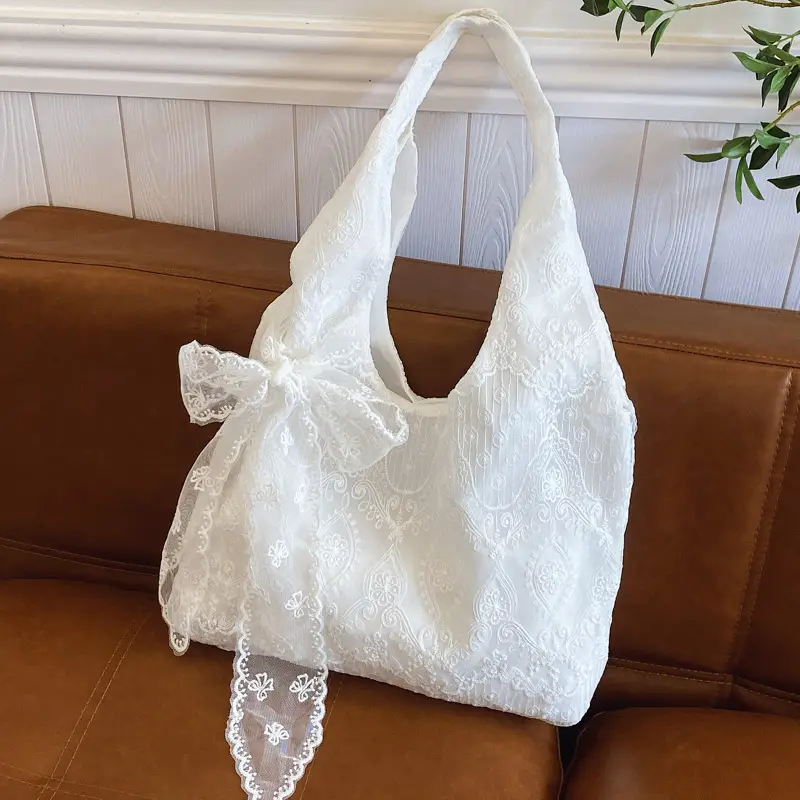White Korean Style Lace Flower Canvas Shoulder Bag - Image 2