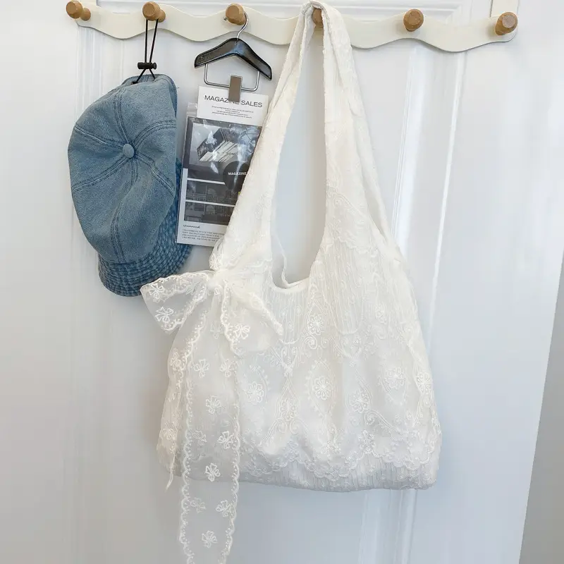 White Korean Style Lace Flower Canvas Shoulder Bag - Image 4