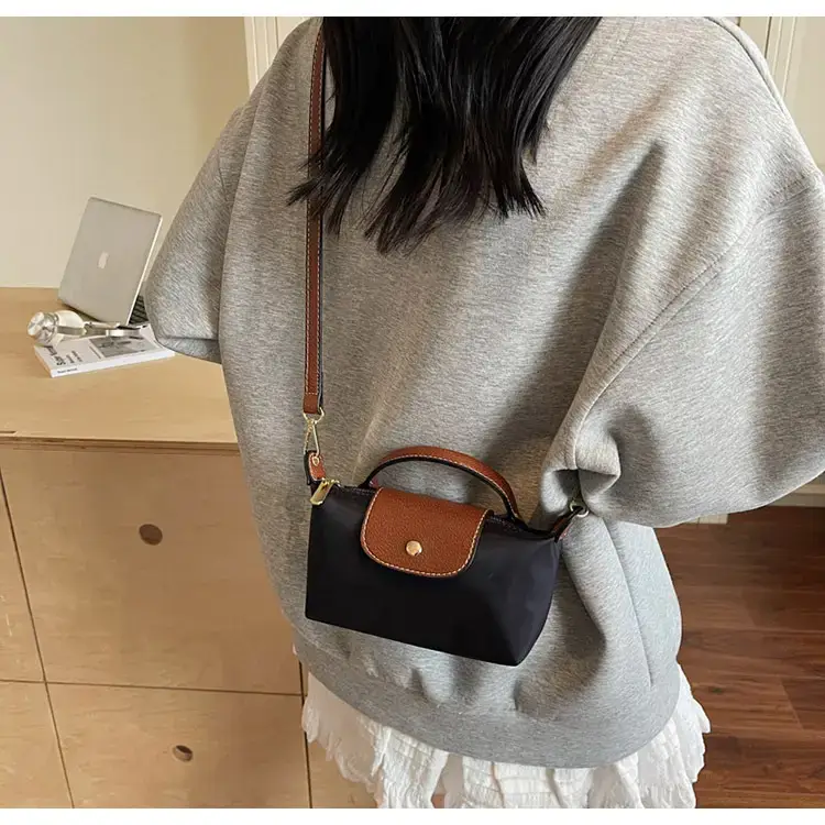 2025 Cross-Border Luxury Canvas Bag Women Lightweight Summer Commuter — feature 19