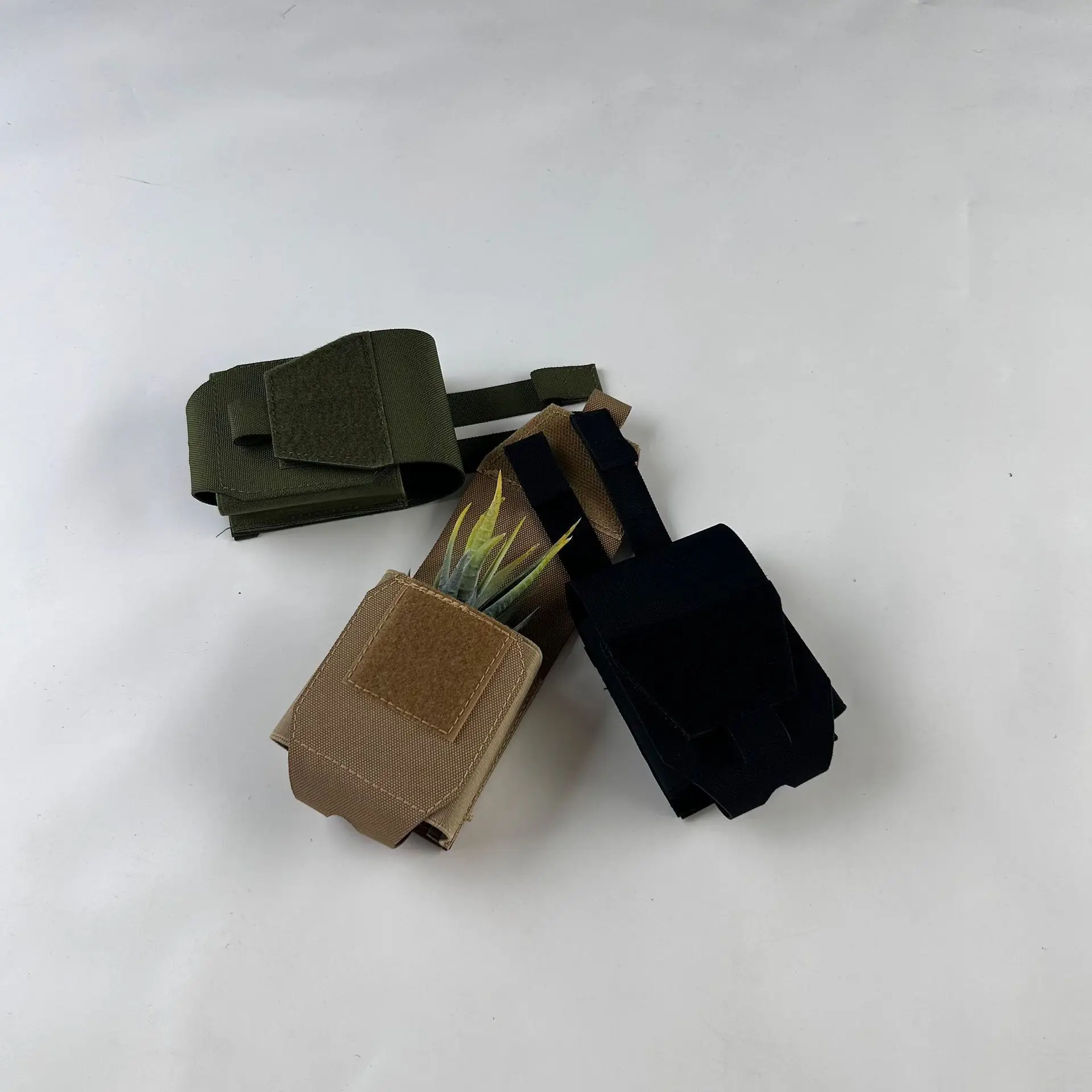 New Outdoor Tactical Storage Bag with Quick Release Law Enforcement Handcuff Waist Bag