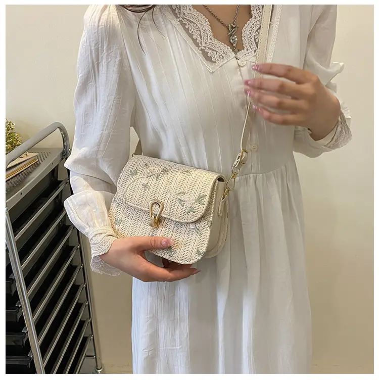 Women Floral Woven Saddle Bag Shoulder Crossbody 2026 — feature 19