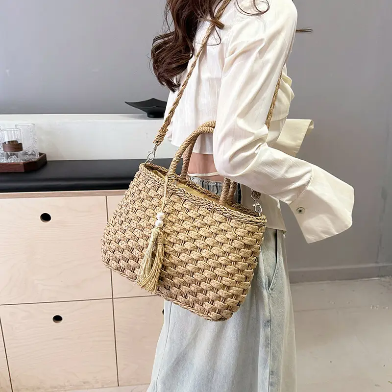 New Summer Straw Bag with Pearl Tassel for Women