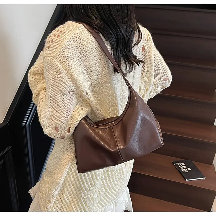 Women's Creamy Leather Shoulder Bag 2025 — feature 19