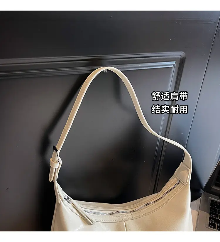 Women's Creamy Leather Shoulder Bag 2025 — feature 2