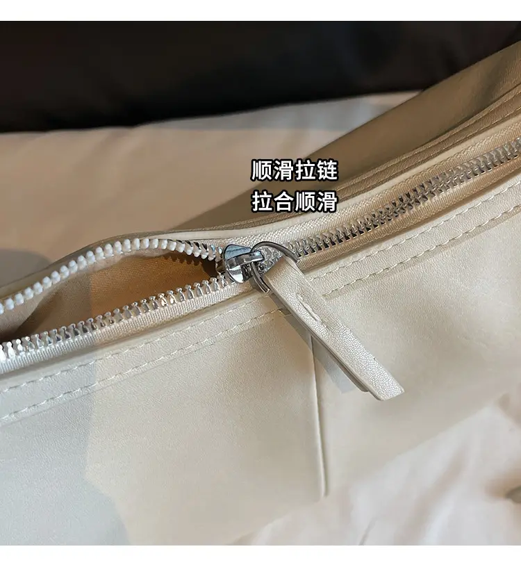 Women's Creamy Leather Shoulder Bag 2025 — feature 4