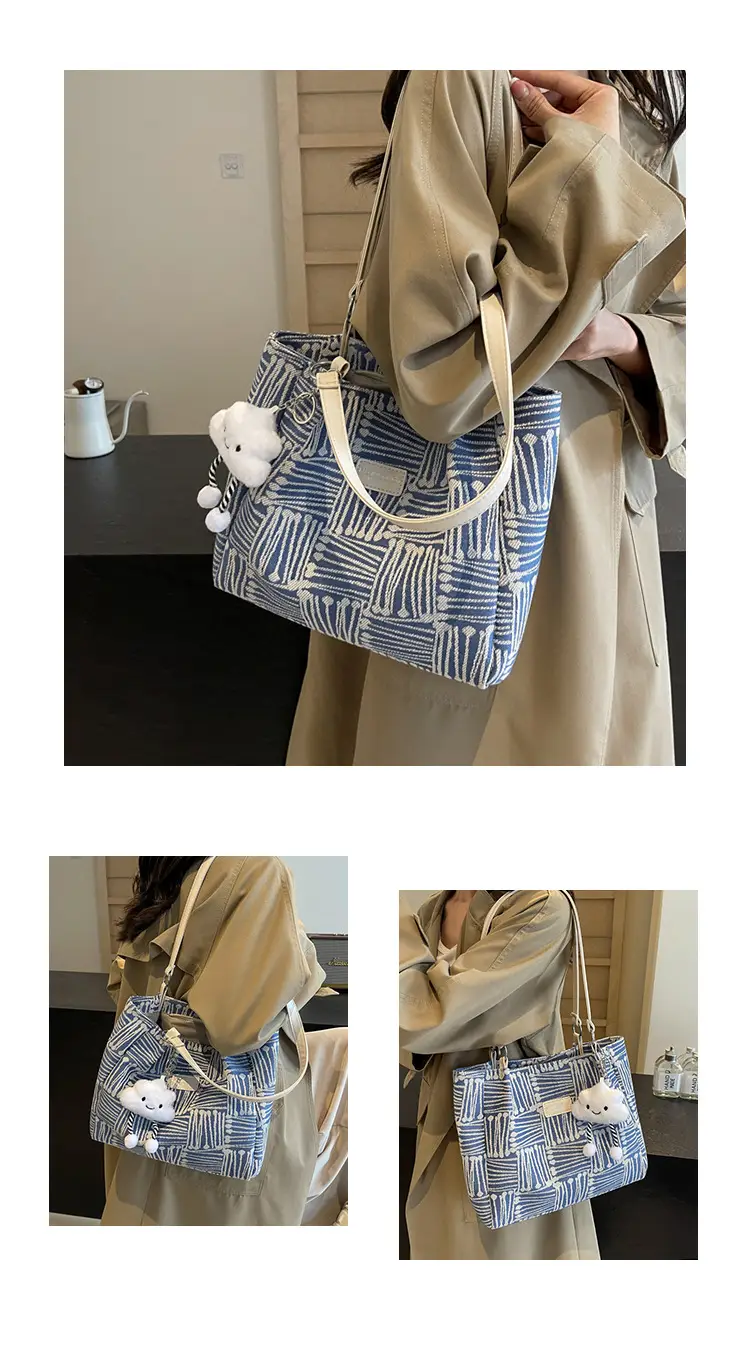 Women's Blue Striped Shoulder Bag with Bear Earrings — feature 14