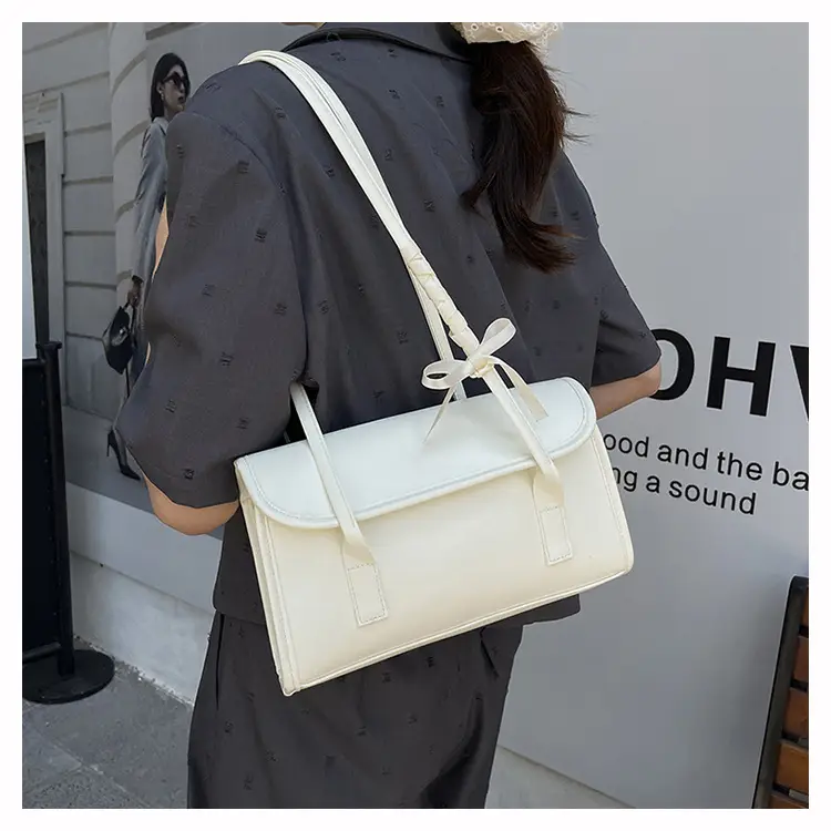 Pink Leather Shoulder Bag for Women Summer 2025 — feature 16