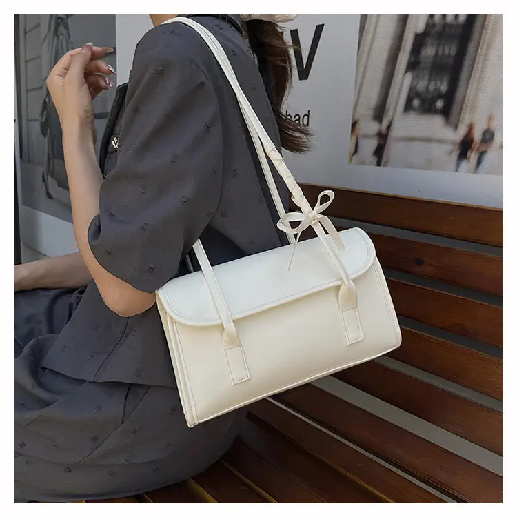Pink Leather Shoulder Bag for Women Summer 2025 — feature 17
