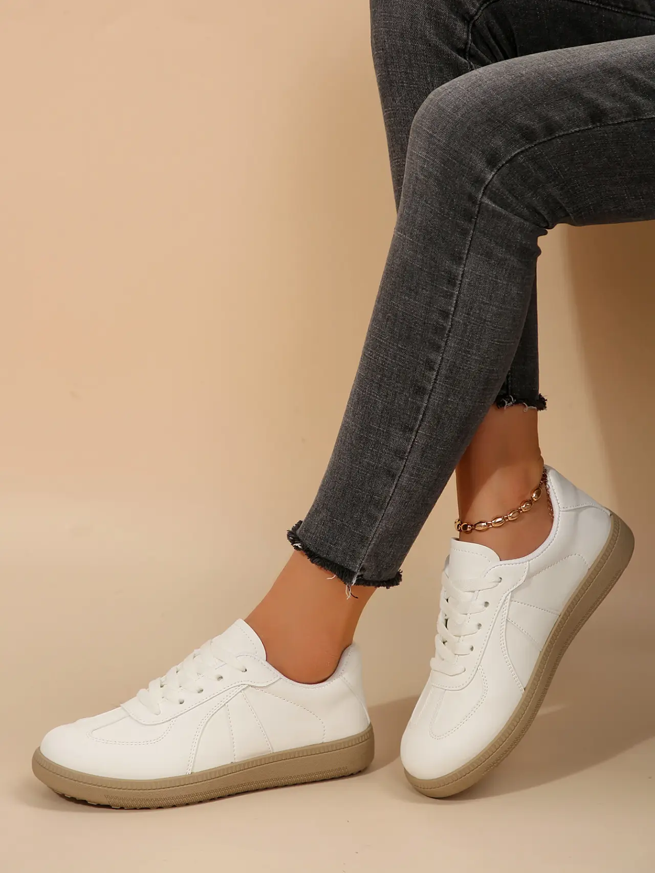 White Lace-Up Women's Summer Flats 2025 — feature 3