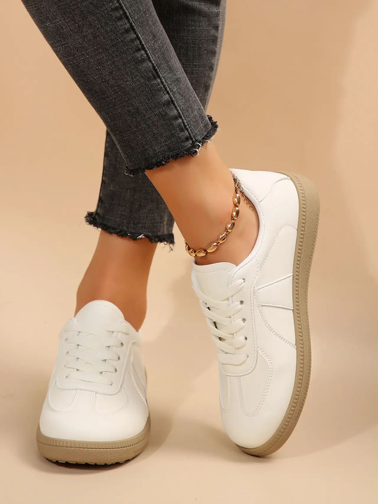 White Lace-Up Women's Summer Flats 2025 — feature 5