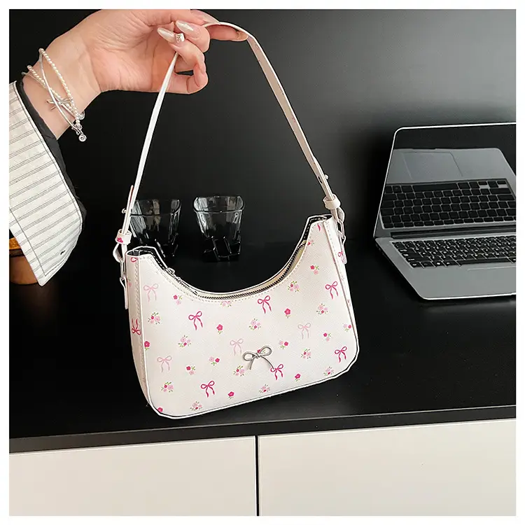 Pink Sweet Print One Shoulder Armpit Bag for Women — feature 7