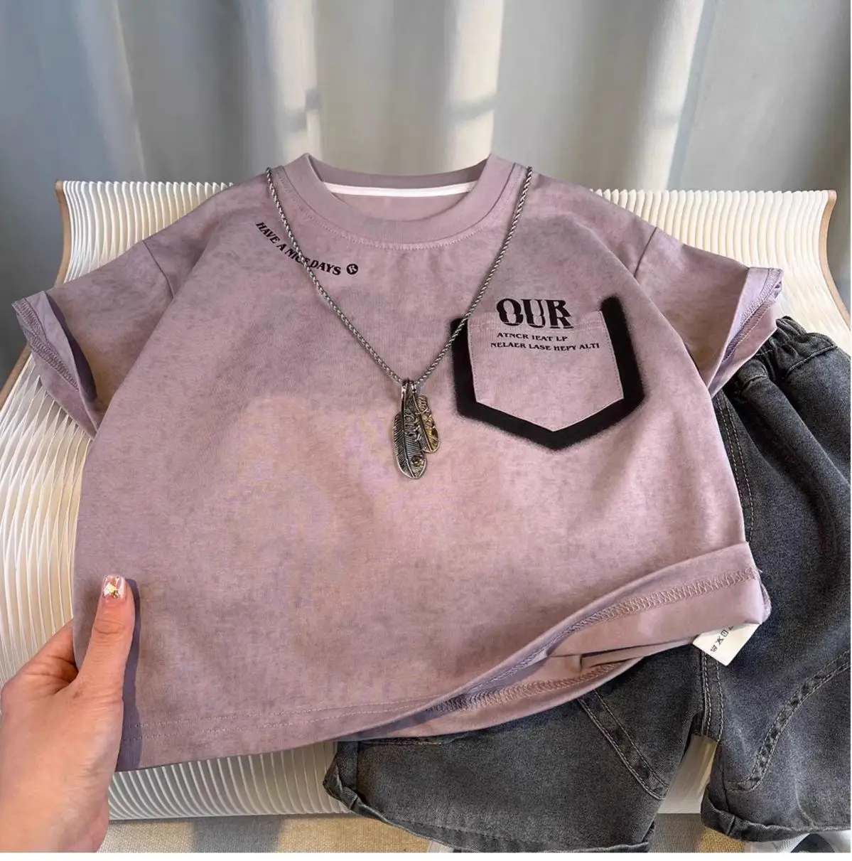 Boys 2-Piece Summer Suit Pink Grey White Sneakers — feature 11