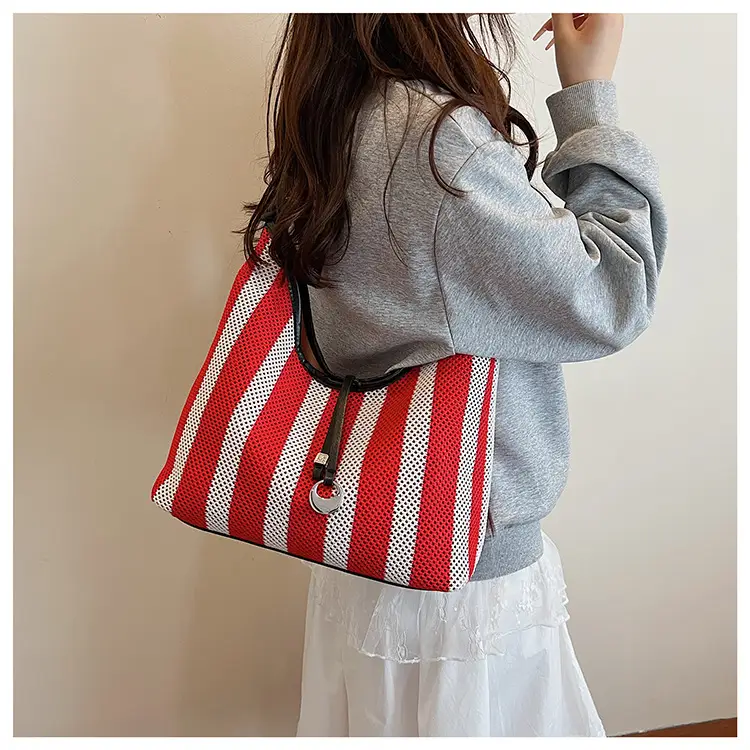 Women's Red White Striped Large Capacity Tote Bag — feature 11