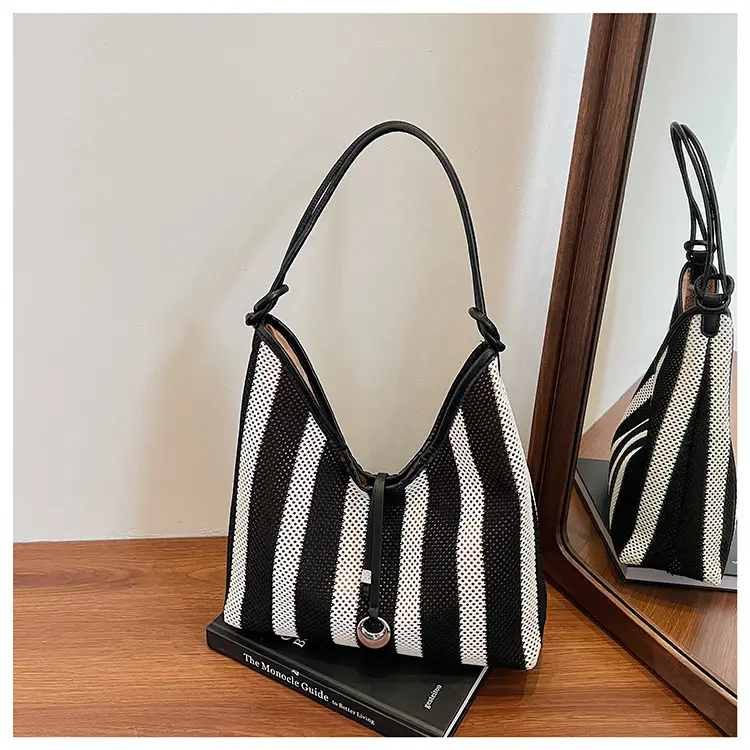 Women's Red White Striped Large Capacity Tote Bag — feature 23