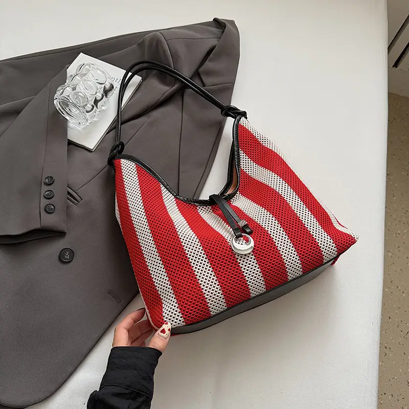 Women's Red White Striped Large Capacity Tote Bag - Image 2