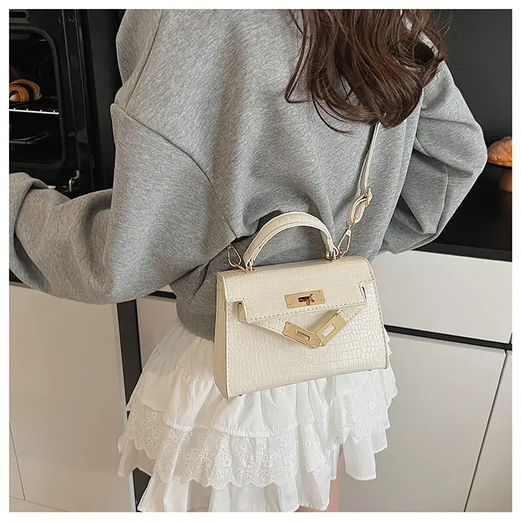 Women's 2025 Croc Leather Shoulder Crossbody Bag — feature 10