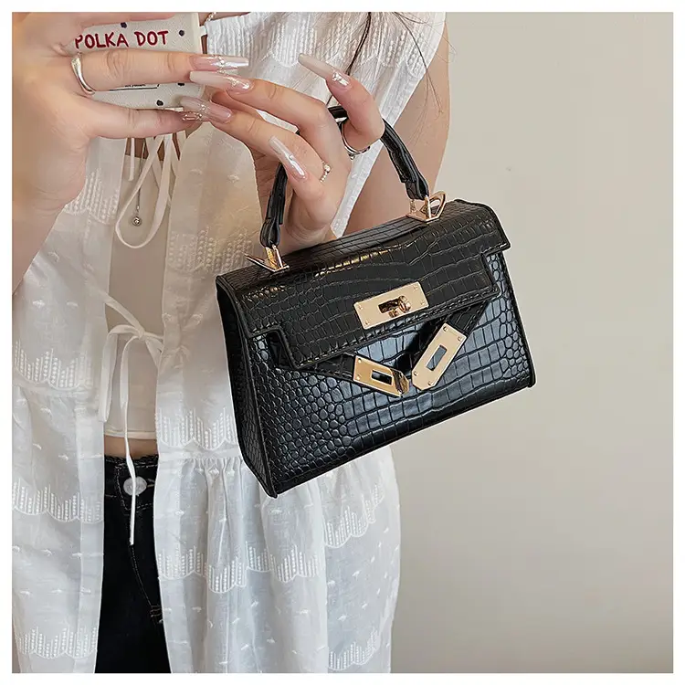 Women's 2025 Croc Leather Shoulder Crossbody Bag — feature 17