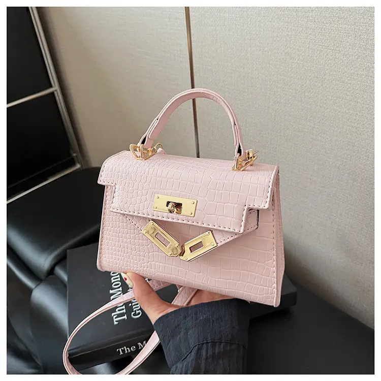 Women's 2025 Croc Leather Shoulder Crossbody Bag — feature 24