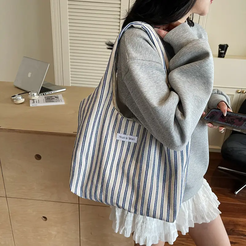 2026 Korean Casual Striped Shoulder Bag for Students Travel - Image 6