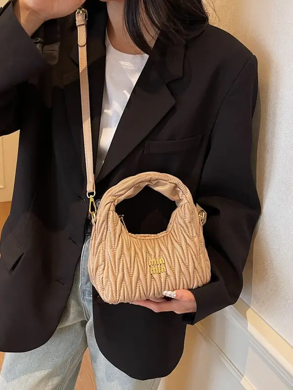 Korean Style Pleated Cloud Handbag for Women