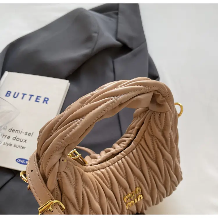 Korean Style Pleated Cloud Handbag for Women — feature 12