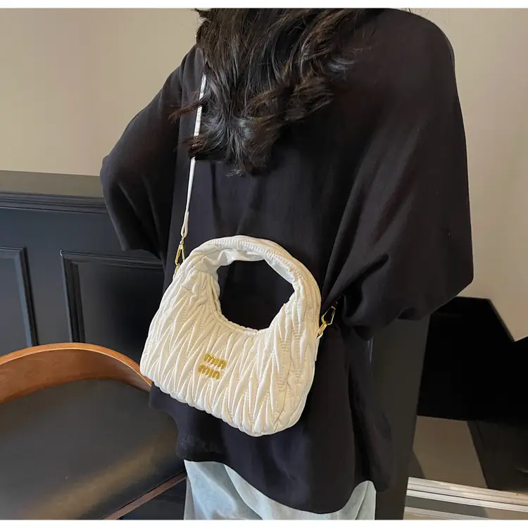 Korean Style Pleated Cloud Handbag for Women — feature 21
