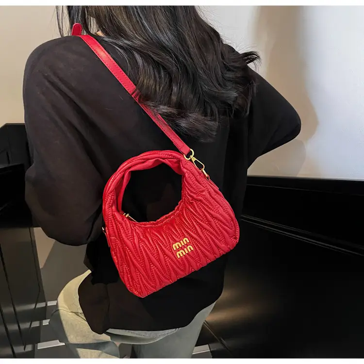 Korean Style Pleated Cloud Handbag for Women — feature 23
