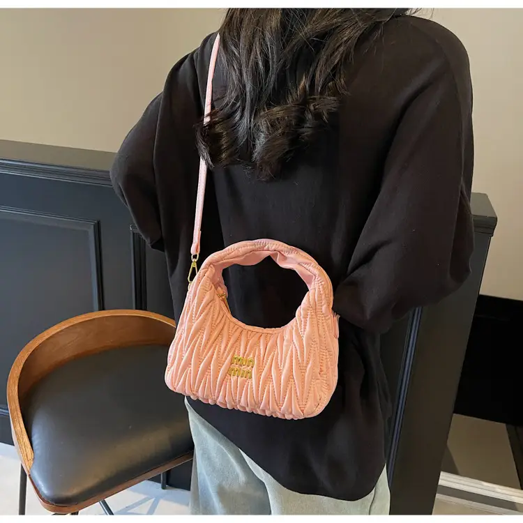 Korean Style Pleated Cloud Handbag for Women — feature 28