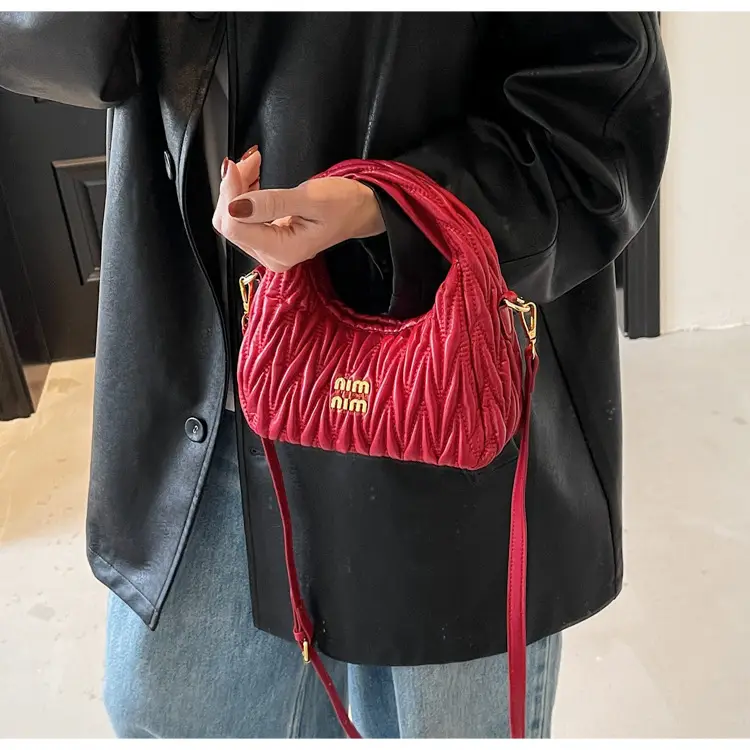 Korean Style Pleated Cloud Handbag for Women — feature 35
