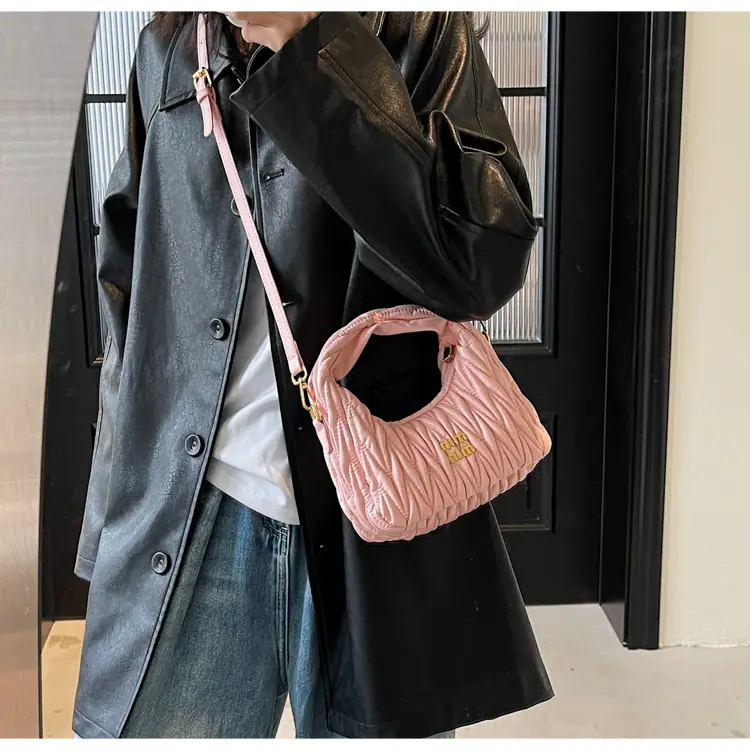 Korean Style Pleated Cloud Handbag for Women — feature 43
