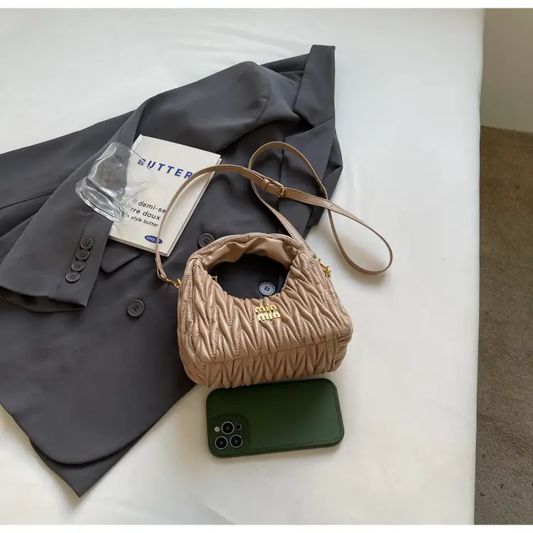 Korean Style Pleated Cloud Handbag for Women — feature 7