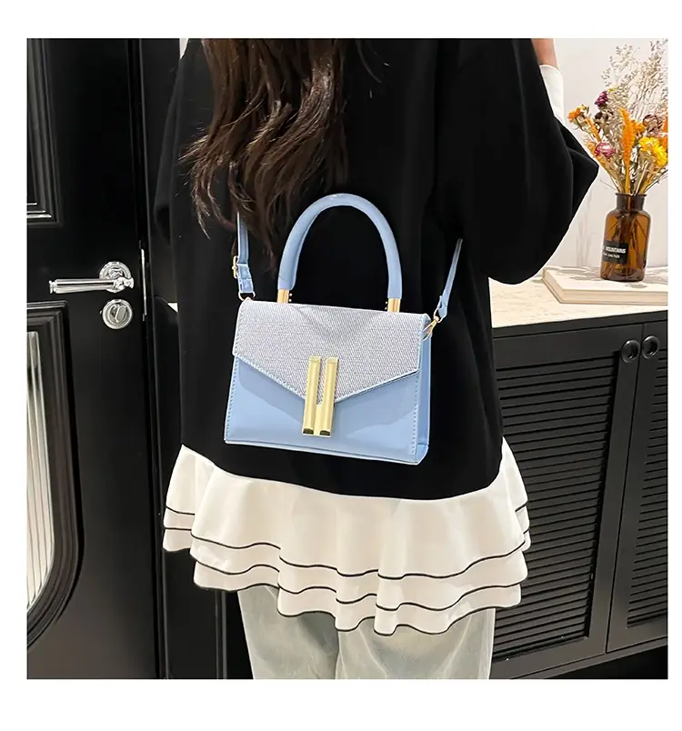 Green Textured Women's Shoulder Bag 2024 New Style — feature 17