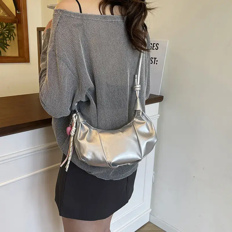 Trendy Heart Heart Bag for Women Shoulder Crossbody Commuter - Image 3