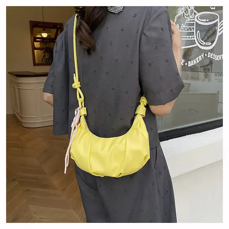 Trendy Heart Heart Bag for Women Shoulder Crossbody Commuter — feature 10