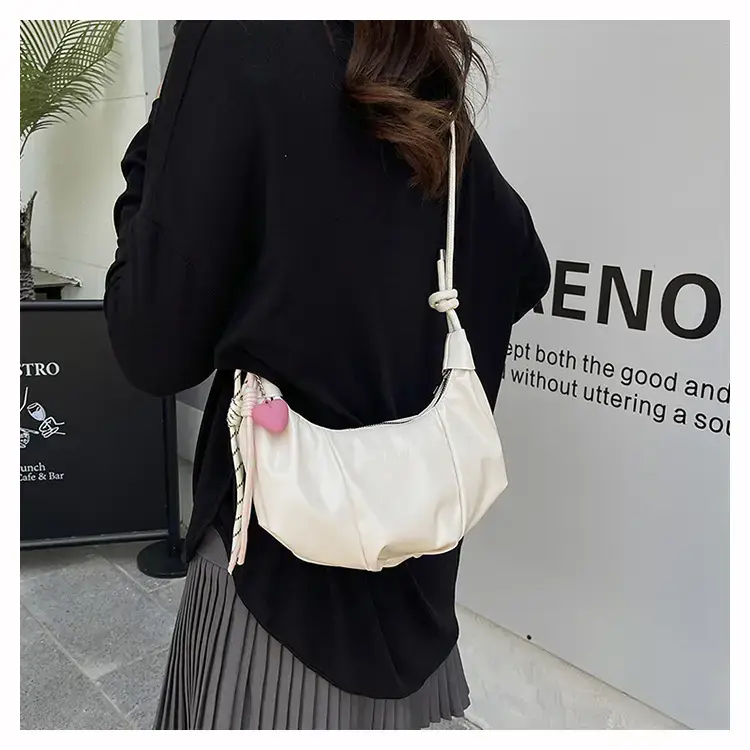 Trendy Heart Heart Bag for Women Shoulder Crossbody Commuter — feature 12