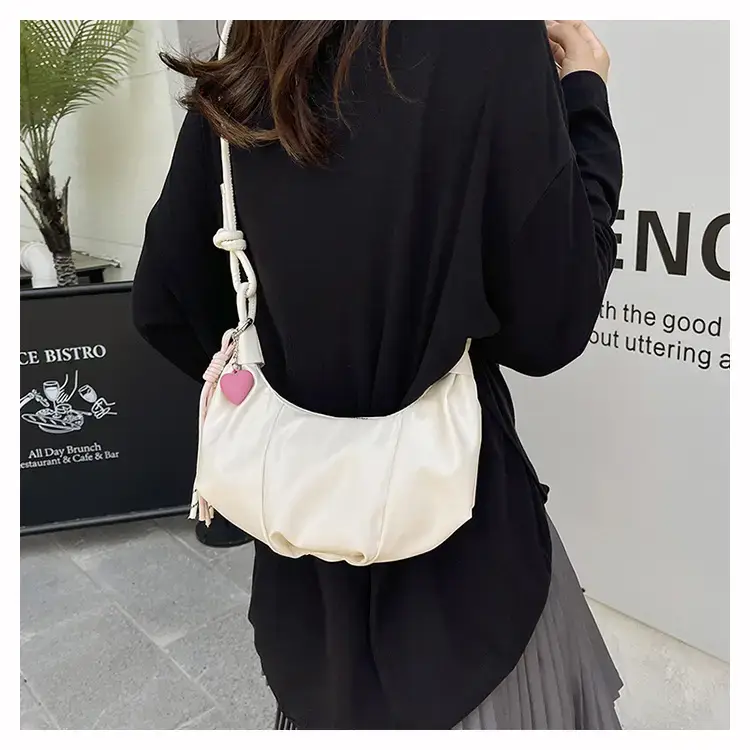 Trendy Heart Heart Bag for Women Shoulder Crossbody Commuter — feature 14