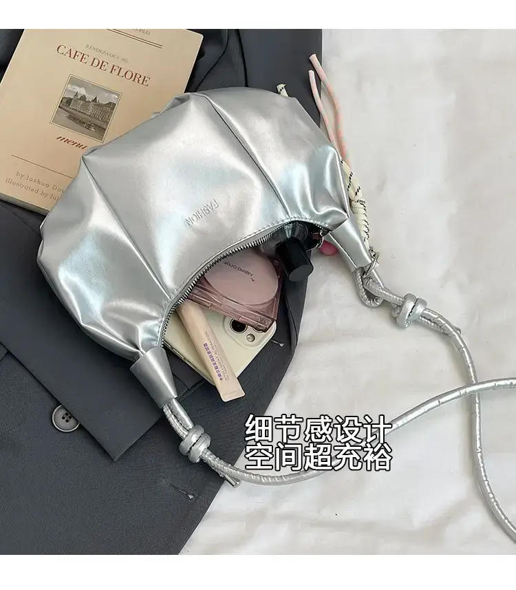 Trendy Heart Heart Bag for Women Shoulder Crossbody Commuter — feature 7