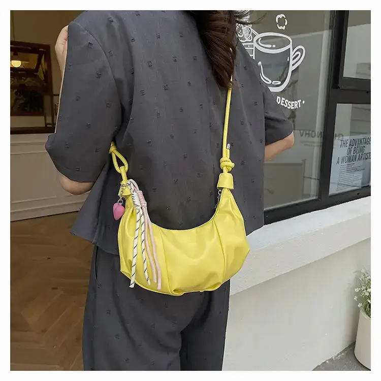 Trendy Heart Heart Bag for Women Shoulder Crossbody Commuter — feature 8