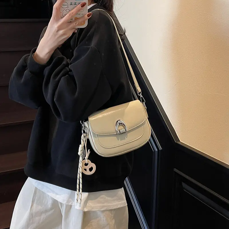 Women Saddle Bag Cream New Arrival 2025