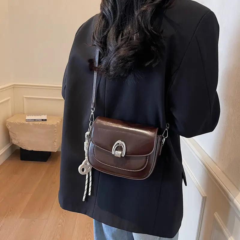 Women Saddle Bag Cream New Arrival 2025