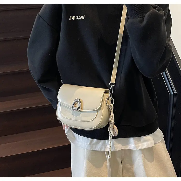 Women Saddle Bag Cream New Arrival 2025 — feature 12