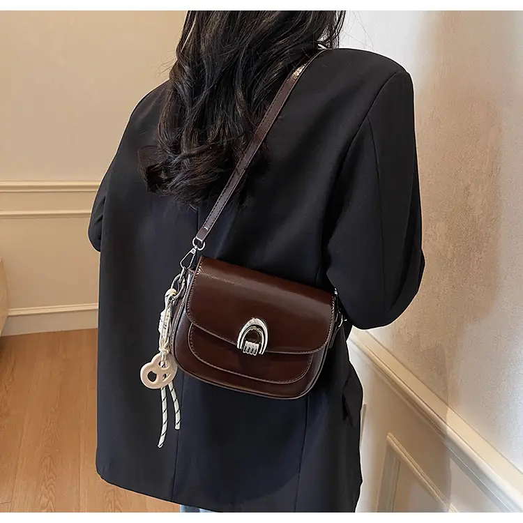 Women Saddle Bag Cream New Arrival 2025 — feature 21