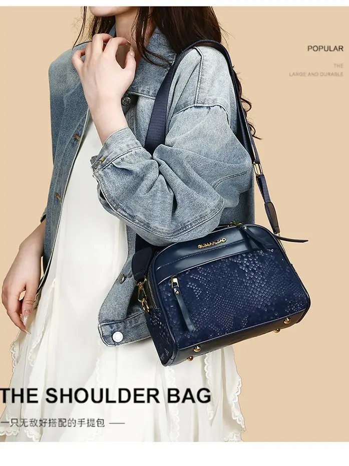 Black Textured Crossbody Bag for Women Large Capacity - Image 4